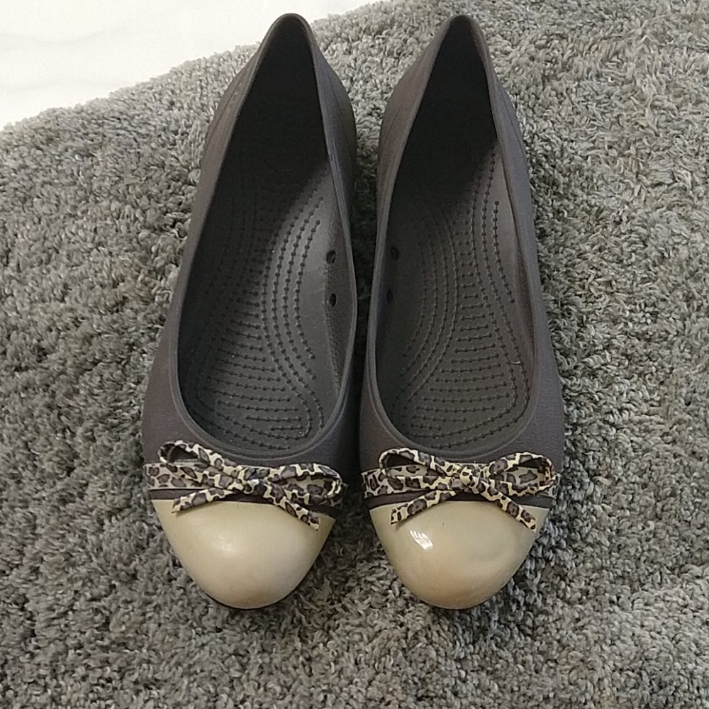 CROCS brown ballet flat